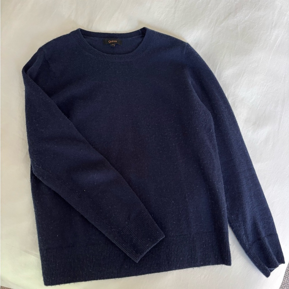 Quince Navy Crew Neck Cashmere Sweater